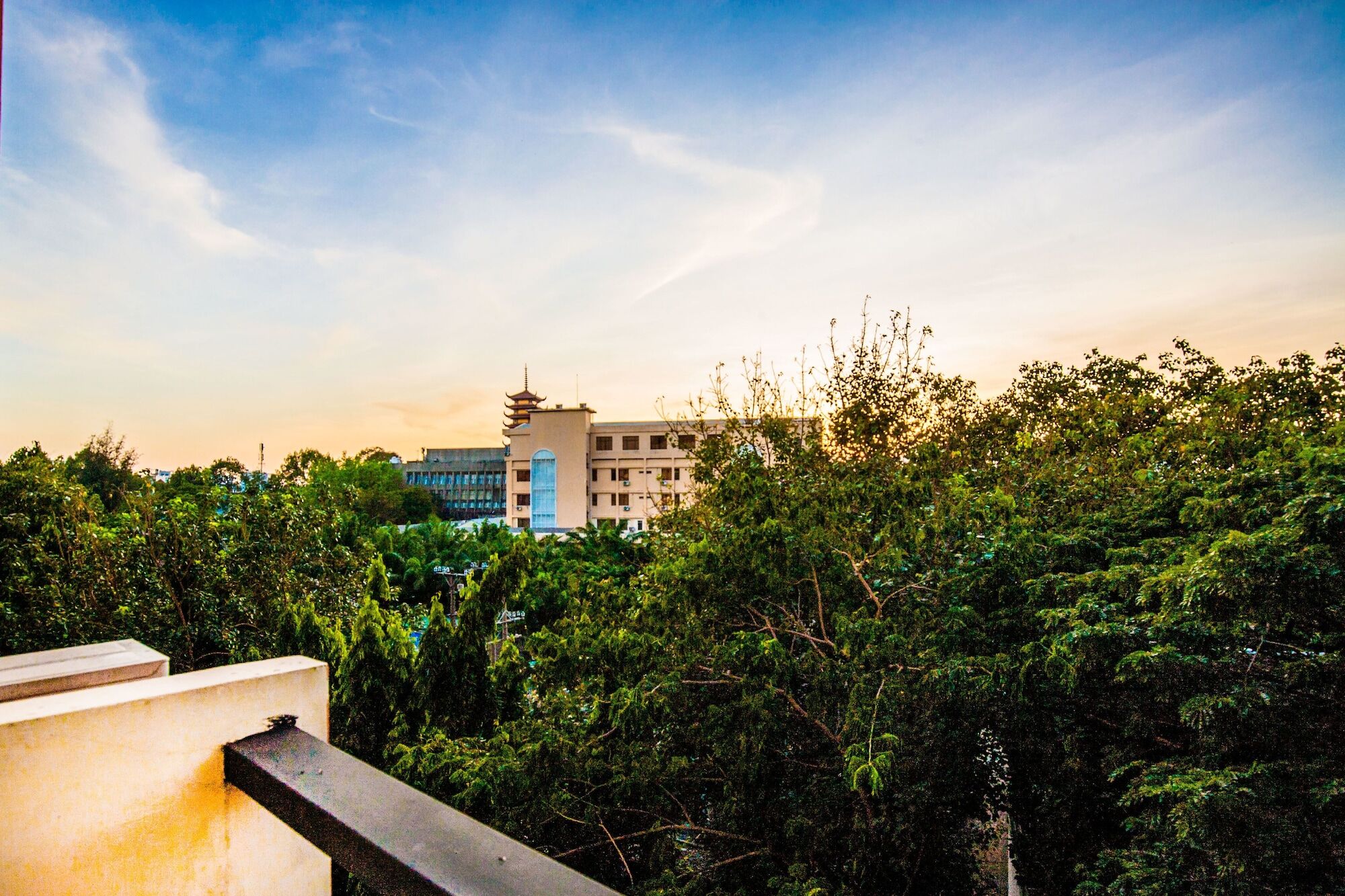 ホーチミン市Viet Nam Vacationアパートメント エクステリア 写真